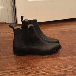 Nisolo Eva Black Leather Chelsea Ankle Boots